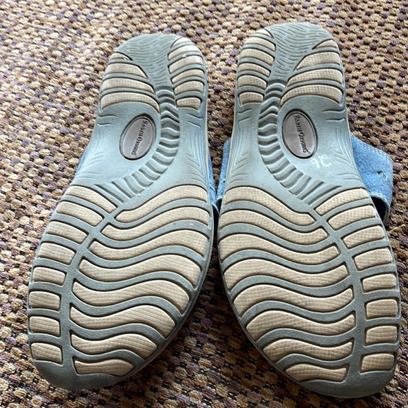 Sandals - Picture 2 of 2